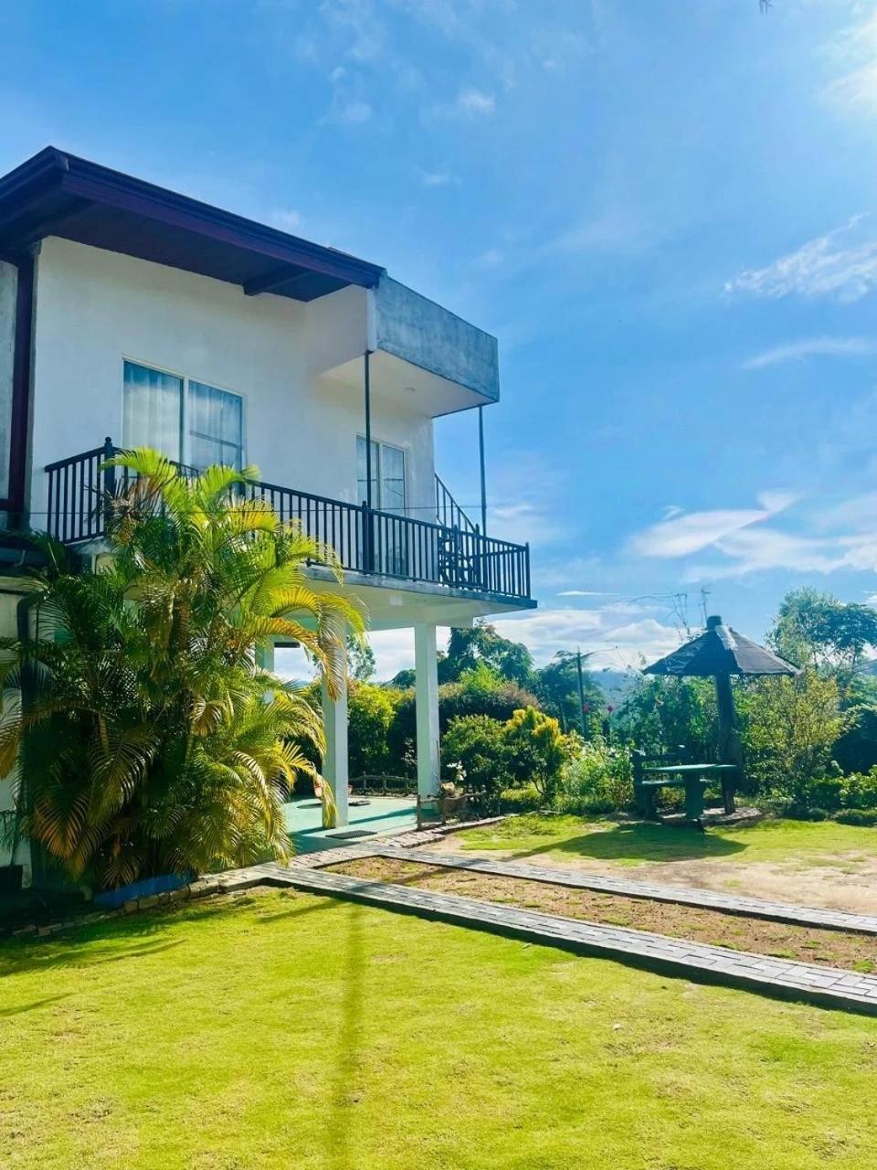 Bloom House Homestay บันดาราเวลา ภายนอก รูปภาพ