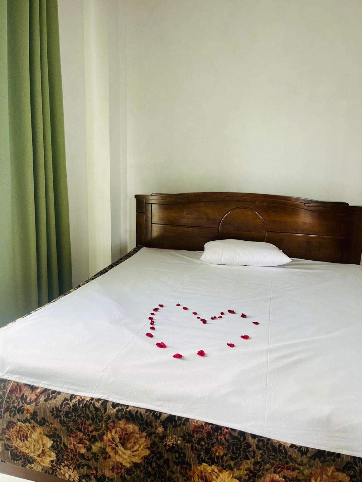 Bloom House Homestay บันดาราเวลา ภายนอก รูปภาพ